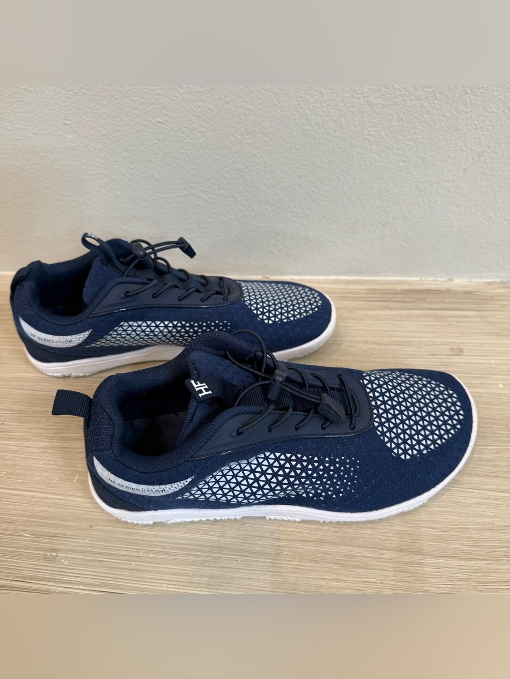 Hike footwear Men's Navy Knit Athletic Sneakers Casual Running Shoes size 7/7.5